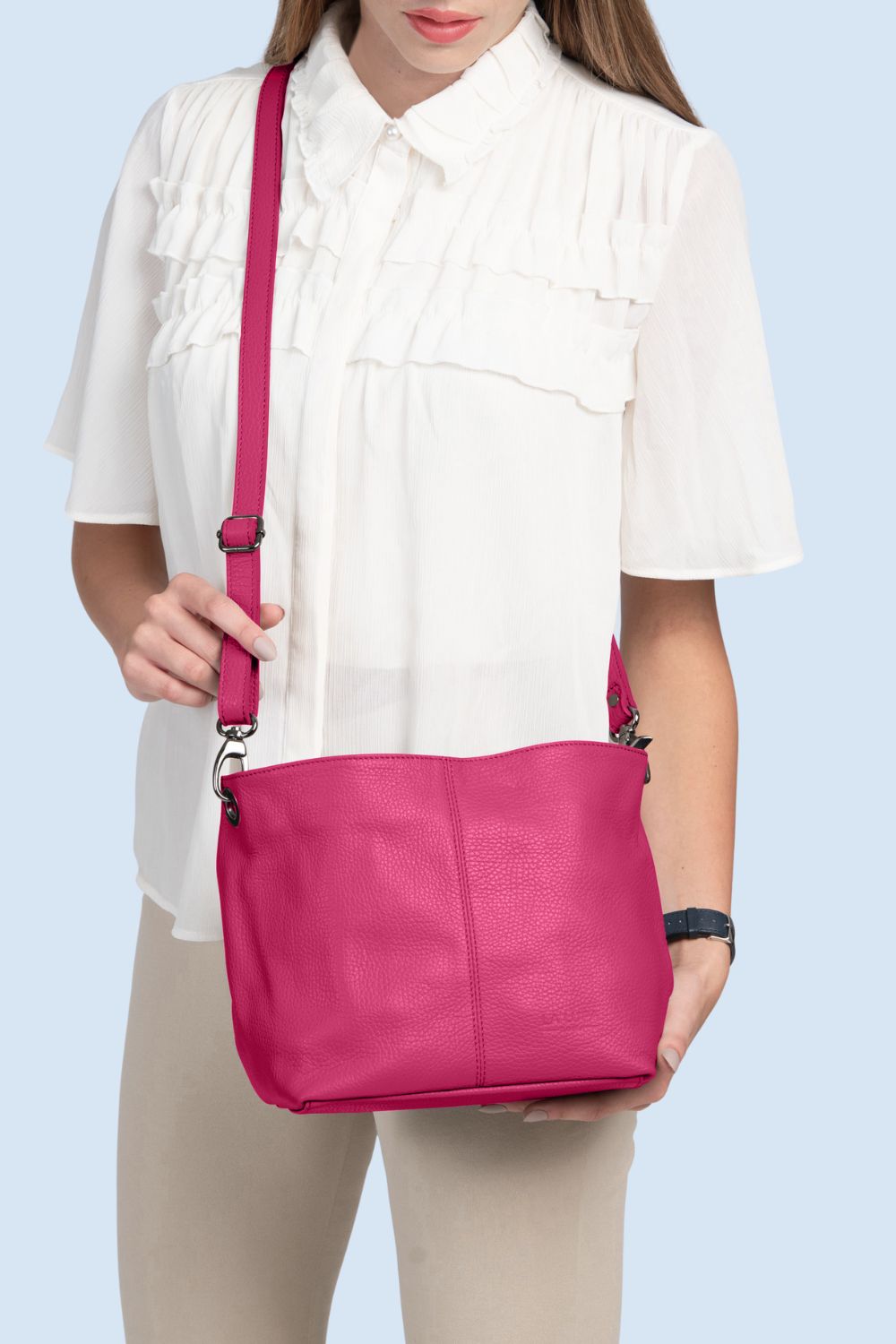 Lola Small Crossbody Pink